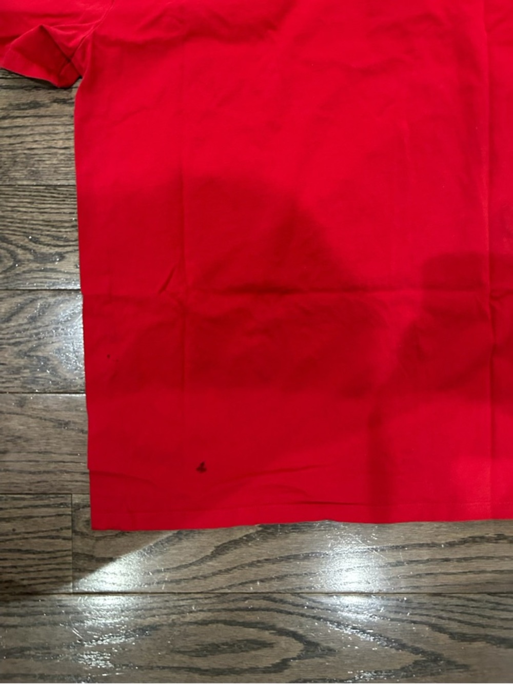 Tommy Hilfiger Red Crewneck T-Shirt with Chest Logo - Picture 3 of 4
